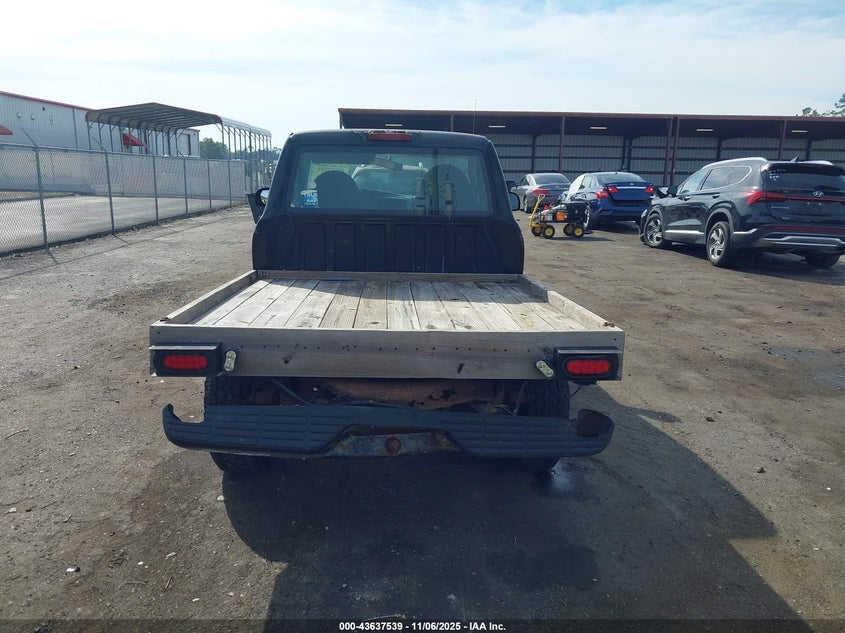 2001 Mazda B3000 Ds/Se VIN: 4F4YR12U81TM12866 Lot: 43637539