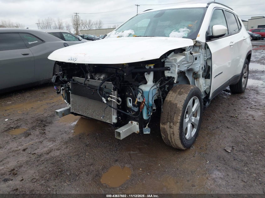 2018 JEEP COMPASS LATITUDE 4X4 3C4NJDBB0JT252943