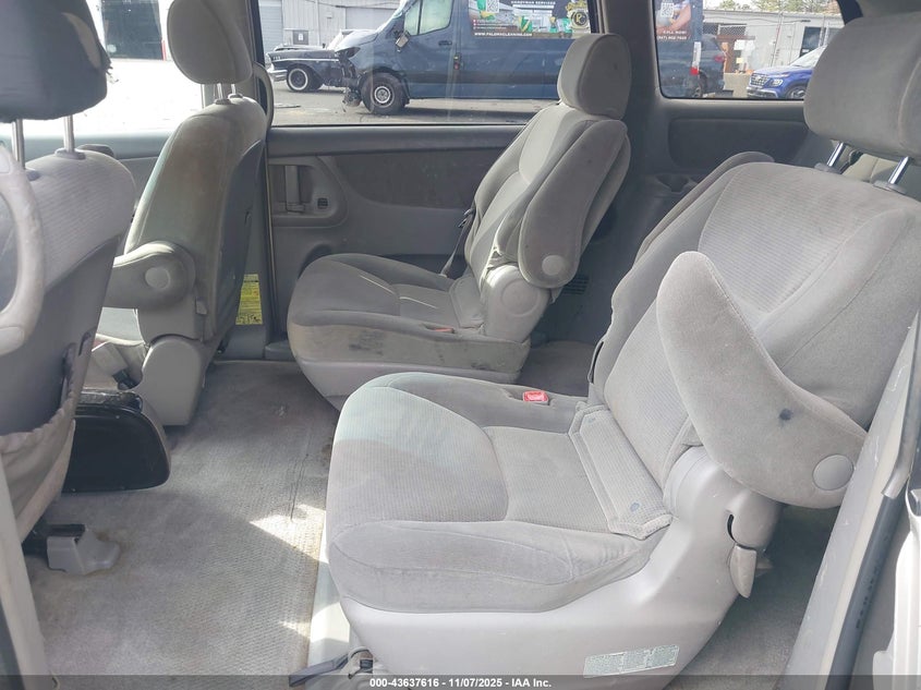 2005 Toyota Sienna Le VIN: 5TDZA23C05S262157 Lot: 43637616