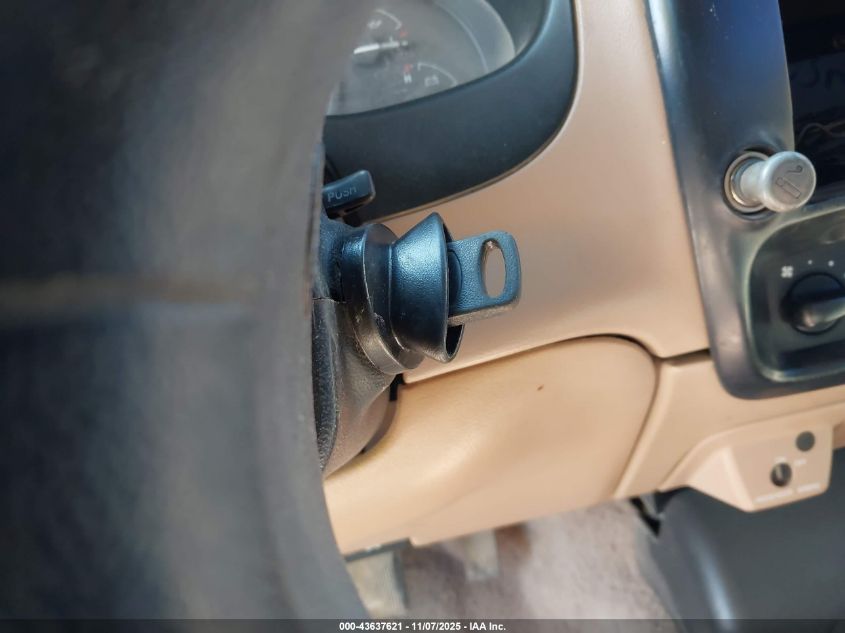 1999 Mazda B3000 Se/Tl VIN: 4F4YR16V1XTM19881 Lot: 43637621