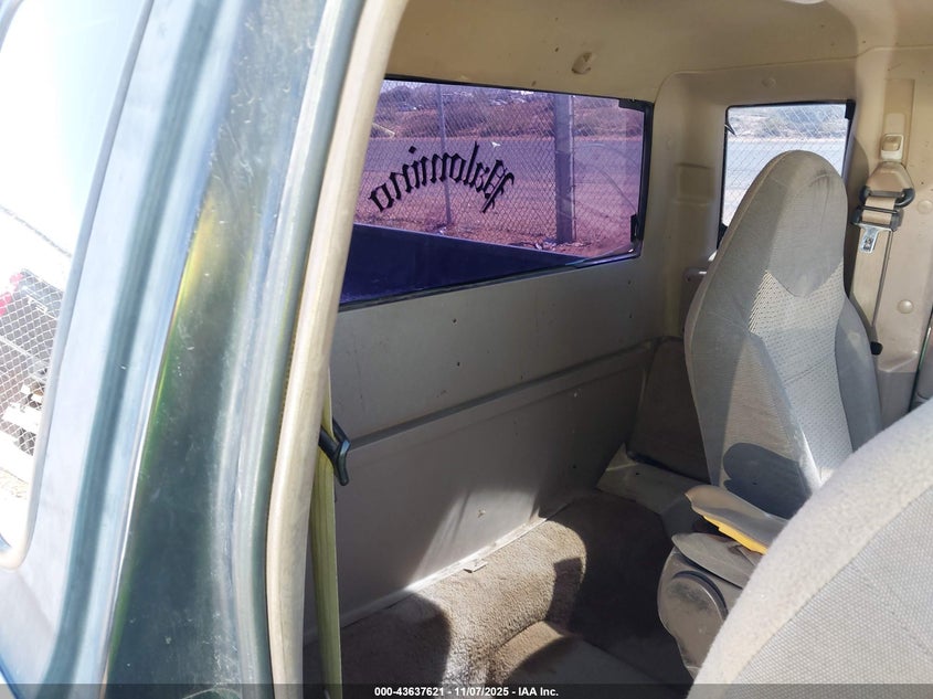 1999 Mazda B3000 Se/Tl VIN: 4F4YR16V1XTM19881 Lot: 43637621