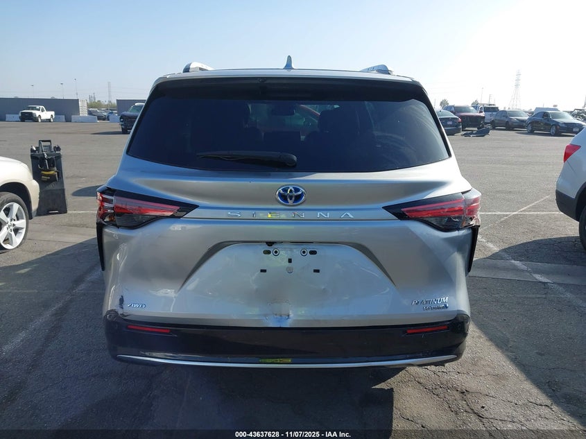 2022 Toyota Sienna Platinum VIN: 5TDESKFC5NS061555 Lot: 43637628