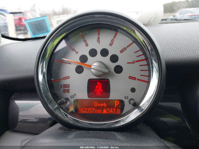 2008 Mini Cooper Clubman VIN: WMWML33588TN67436 Lot: 43637652