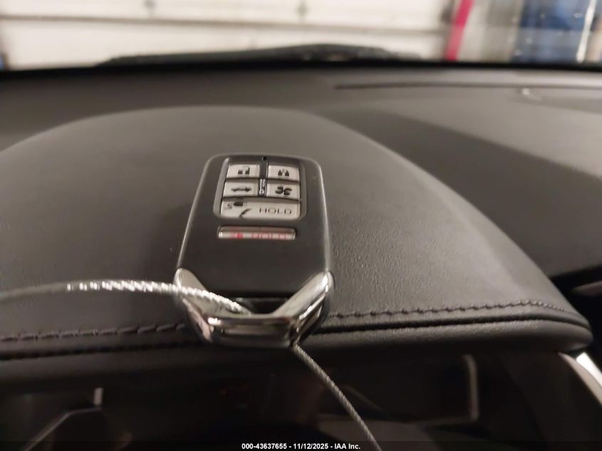 2018 Honda Clarity Plug-In Hybrid VIN: JHMZC5F17JC006498 Lot: 43637655