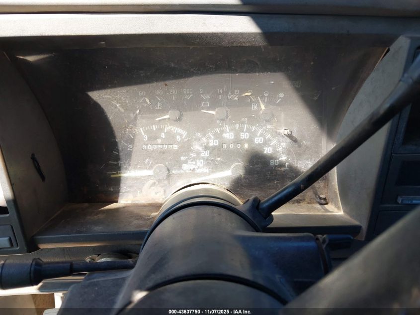 2GTEC19H7N1526326 1992 GMC SIERRA photo no. 7