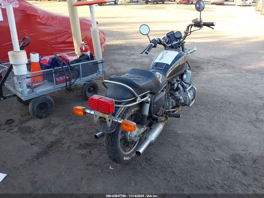 1HFSC0201DA301573 1983 HONDA GL photo no. 4