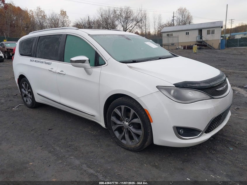 2017 CHRYSLER PACIFICA LIMITED - 2C4RC1GG6HR505310