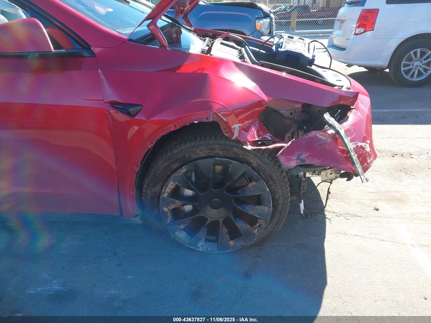 2023 Tesla Model Y Awd/Long Range Dual Motor All-Wheel Drive VIN: 7SAYGDEE0PA165391 Lot: 43637827