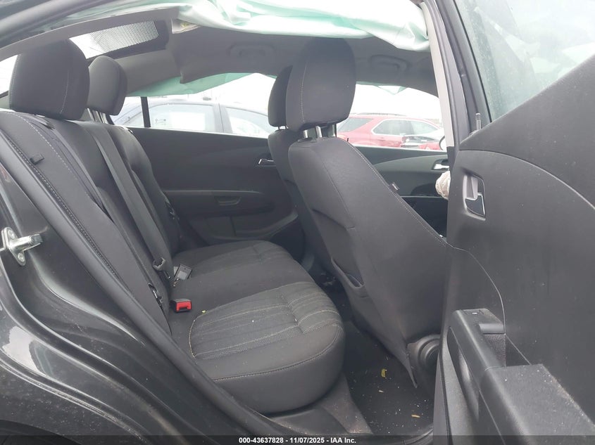 2015 CHEVROLET SONIC LT AUTO 1G1JC5SH0F4104154