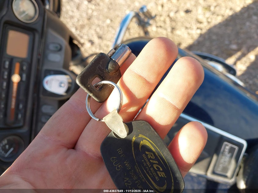 2004 Harley-Davidson Flhtci Shrine VIN: 1HD1FKW1X4Y626272 Lot: 43637849