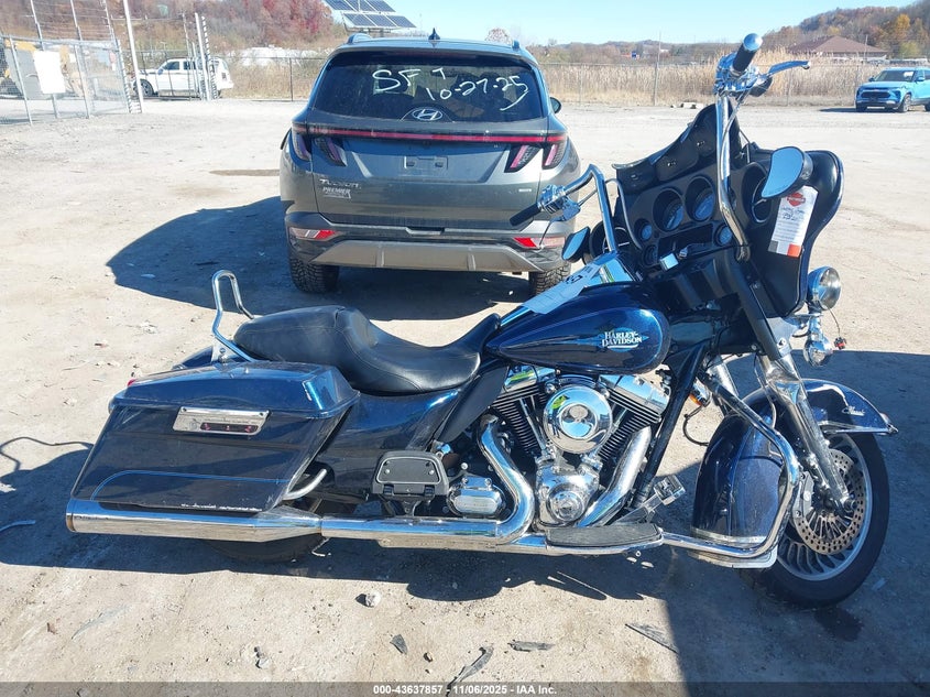 2013 Harley-Davidson Flhtc Electra Glide Classic VIN: 1HD1FFM16DB685011 Lot: 43637857