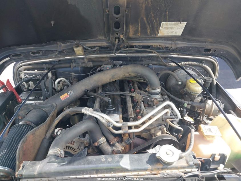 2004 Jeep Wrangler X VIN: 1J4FA39S54P749879 Lot: 43637923