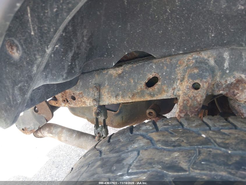 2004 Jeep Wrangler X VIN: 1J4FA39S54P749879 Lot: 43637923