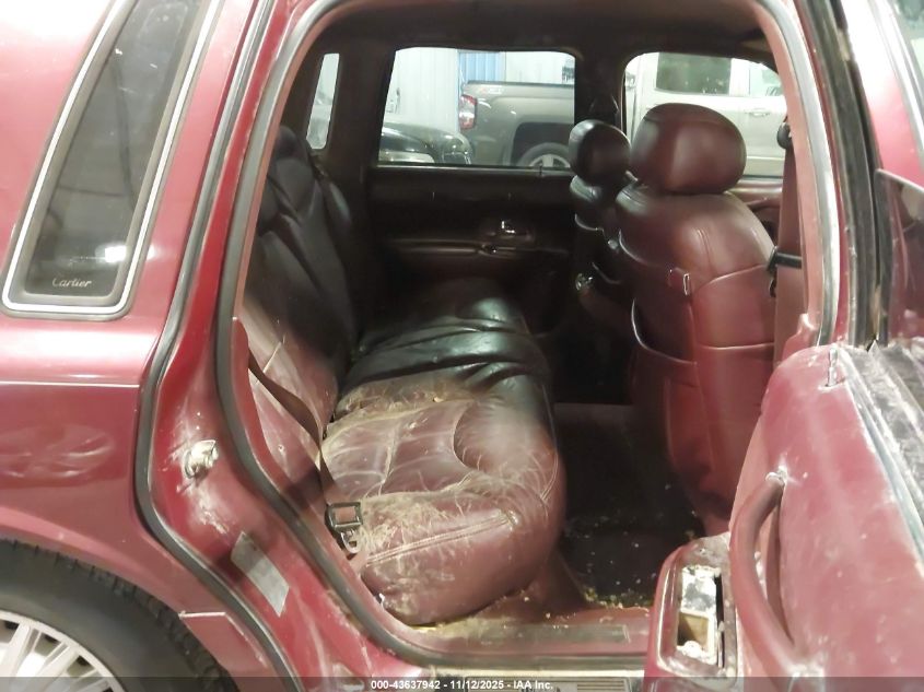 1996 Lincoln Town Car Cartier VIN: 1LNLM83W3TY607897 Lot: 43637942