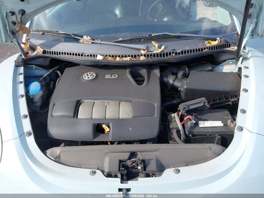 2004 Volkswagen New Beetle Gls VIN: 3VWCM31Y04M352146 Lot: 43637971