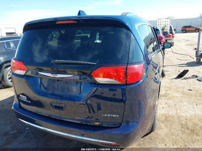 2018 Chrysler Pacifica Limited VIN: 2C4RC1GG1JR273737 Lot: 43637972