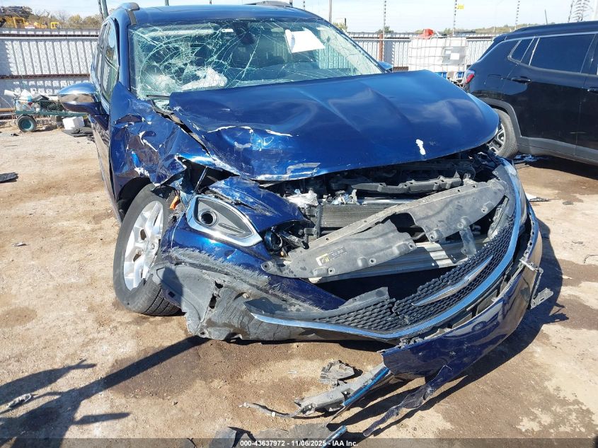 2018 Chrysler Pacifica Limited VIN: 2C4RC1GG1JR273737 Lot: 43637972