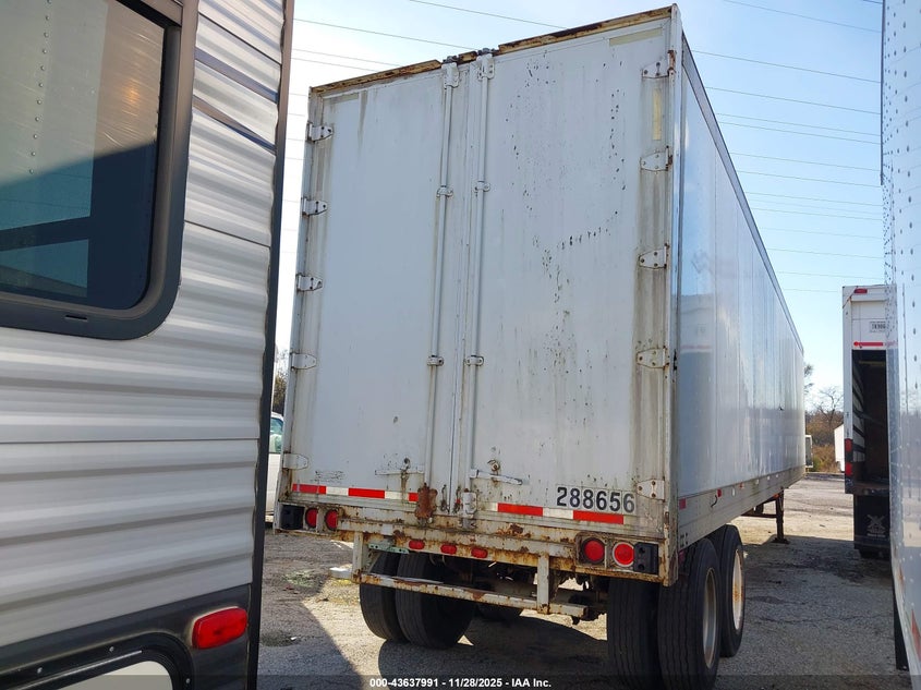 1988 GREAT DANE TRAILERS GREAT DANE TRAILERS auction photo 4
