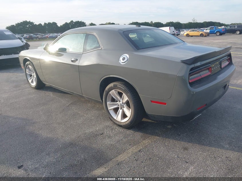 2C3CDZAG7PH602003 2023 DODGE CHALLENGER photo no. 3