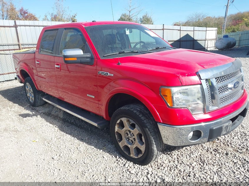 FORD F-150 LARIAT