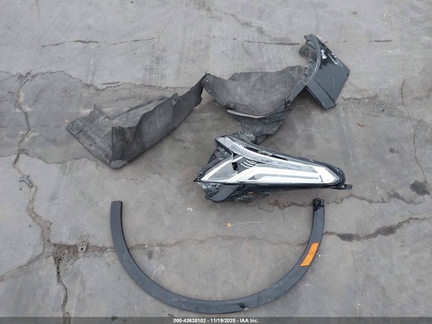 2020 Cadillac Xt5 Fwd Premium Luxury VIN: 1GYKNCRS4LZ143074 Lot: 43638102