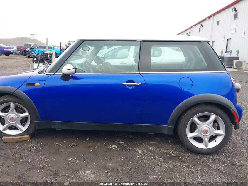 2003 Mini Cooper VIN: WMWRC334X3TE13366 Lot: 43638145