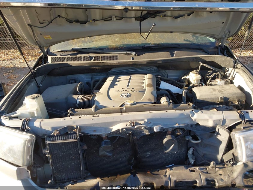 5TBBV541X8S505068 2008 TOYOTA TUNDRA photo no. 10