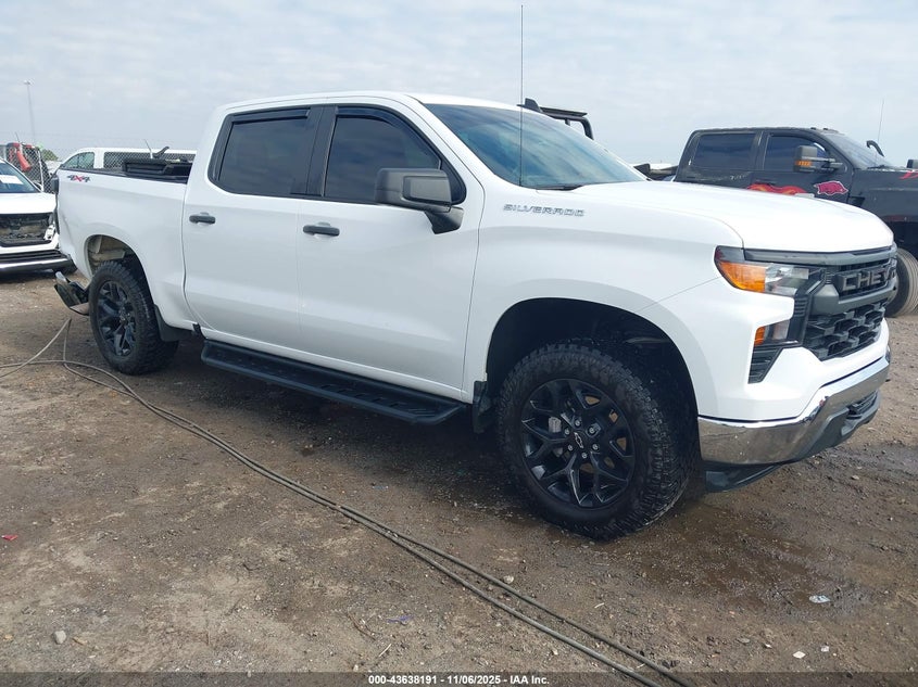 CHEVROLET SILVERADO 1500 4WD SHORT BED WT