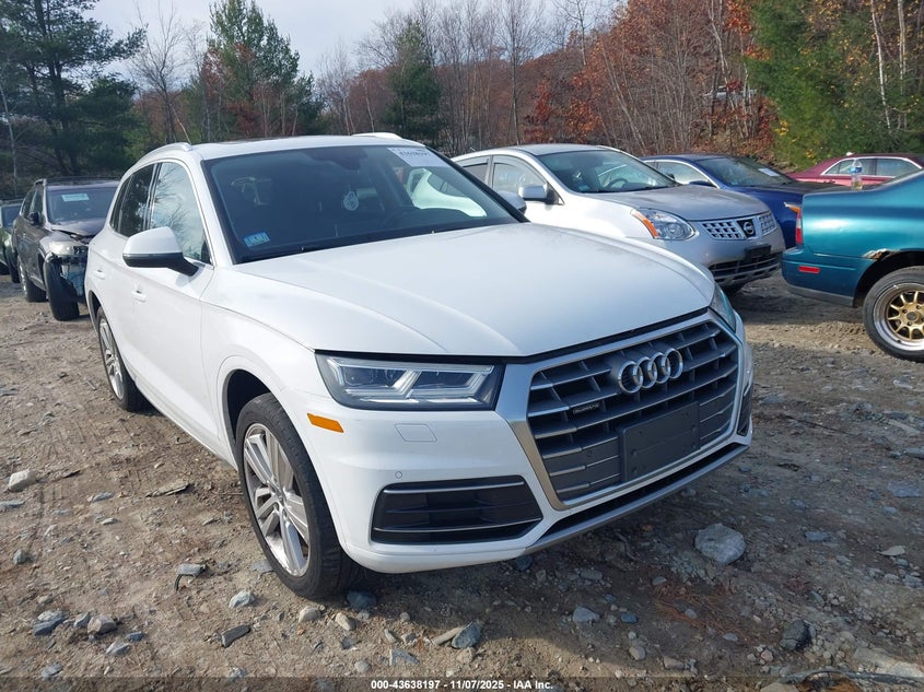 AUDI Q5 2.0T PREMIUM/2.0T TECH PREMIUM