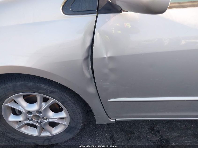 2004 Toyota Sienna Xle VIN: 5TDZA22C14S126913 Lot: 43638208