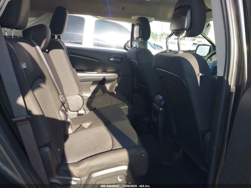 2017 Dodge Journey Sxt VIN: 3C4PDCBG5HT531577 Lot: 43638241