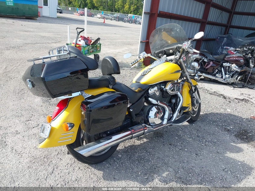 1HFSC49012A000179 2002 HONDA VTX photo no. 4