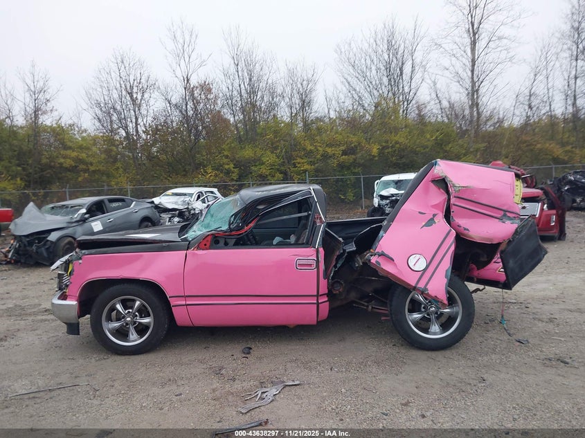 1996 Chevrolet Gmt-400 C1500 VIN: 1GCEC14W6TZ183079 Lot: 43638297