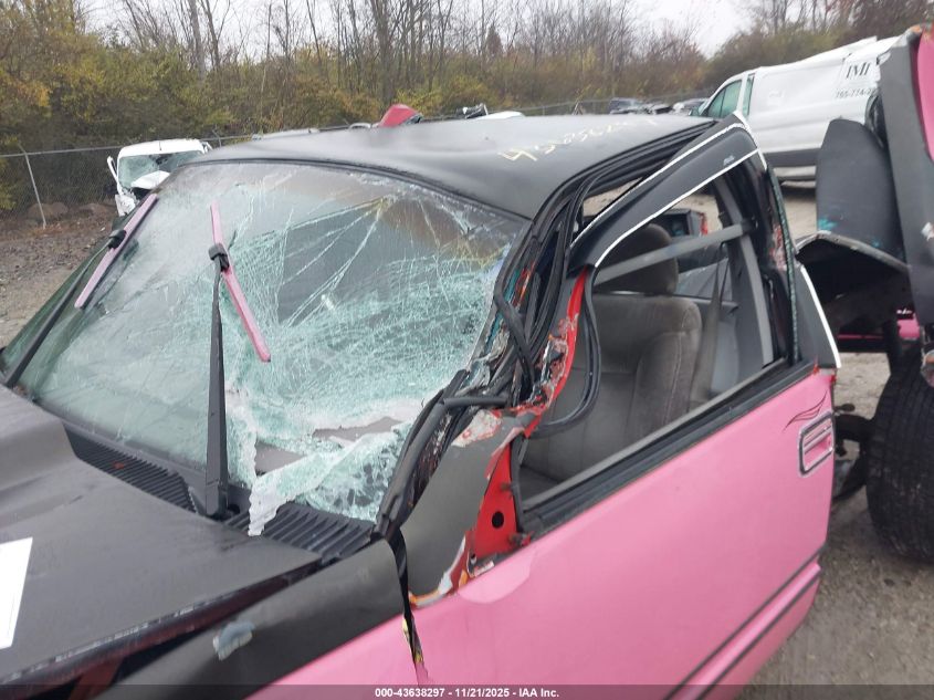 1996 Chevrolet Gmt-400 C1500 VIN: 1GCEC14W6TZ183079 Lot: 43638297