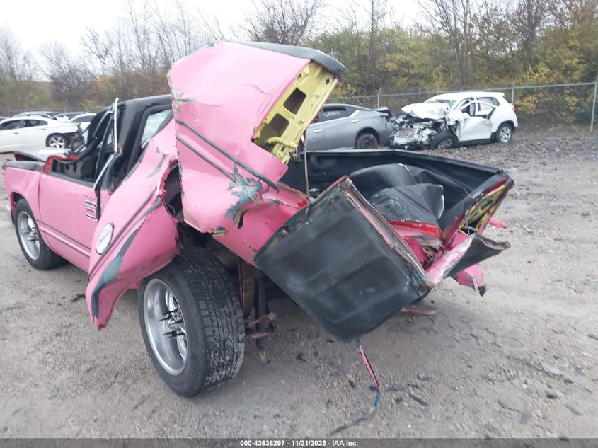 1996 Chevrolet Gmt-400 C1500 VIN: 1GCEC14W6TZ183079 Lot: 43638297