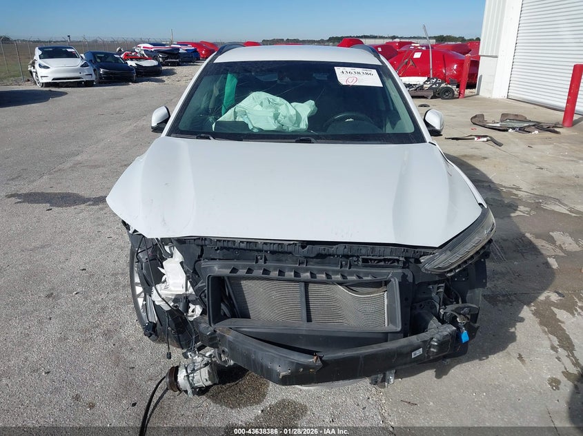 VIN KM8K22AAXMU600346 2021 HYUNDAI KONA SEL