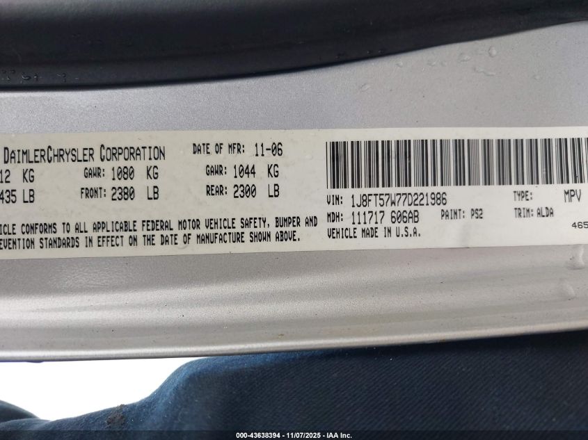 2007 Jeep Compass Limited VIN: 1J8FT57W77D221986 Lot: 43638394