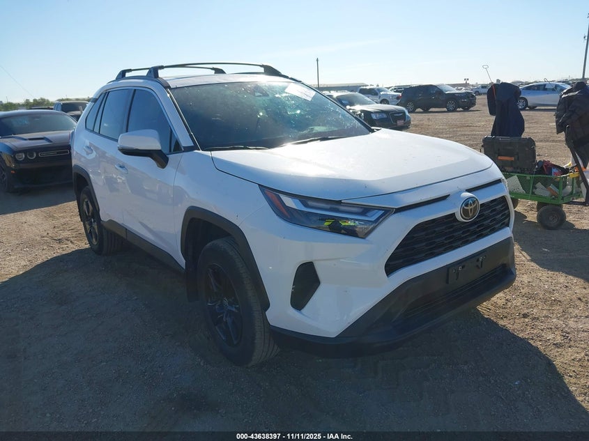TOYOTA RAV4 XLE