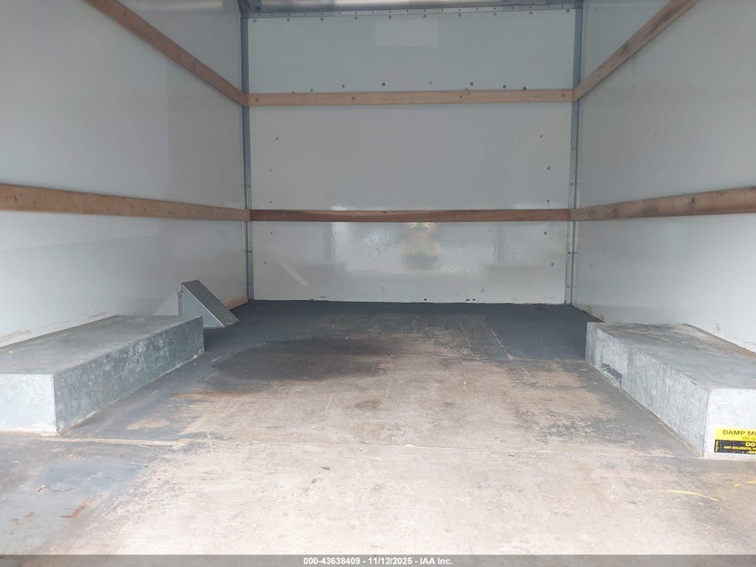 2009 GMC Savana Cutaway Work Van VIN: 1GDGG31C491900651 Lot: 43638409