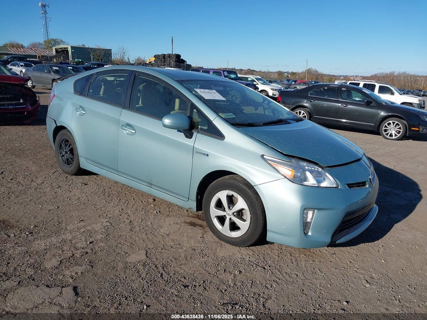 TOYOTA PRIUS THREE