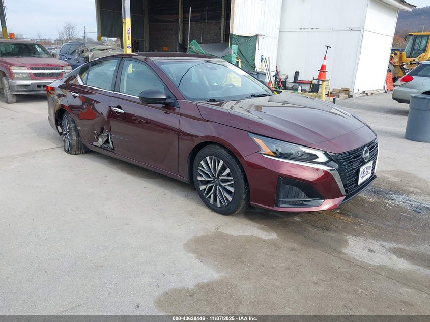 NISSAN ALTIMA SV FWD