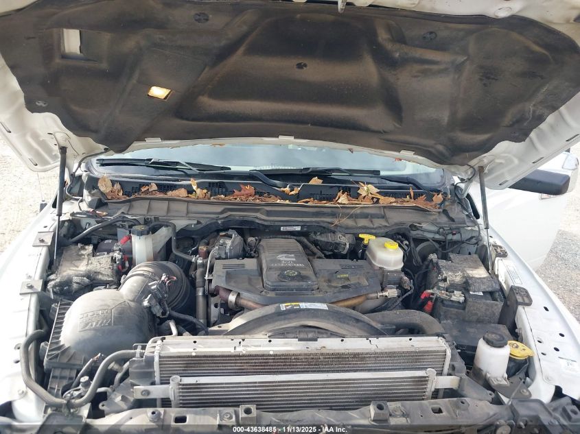 2017 Ram 3500 Laramie 4X4 8' Box VIN: 3C63RRJL9HG699806 Lot: 43638485