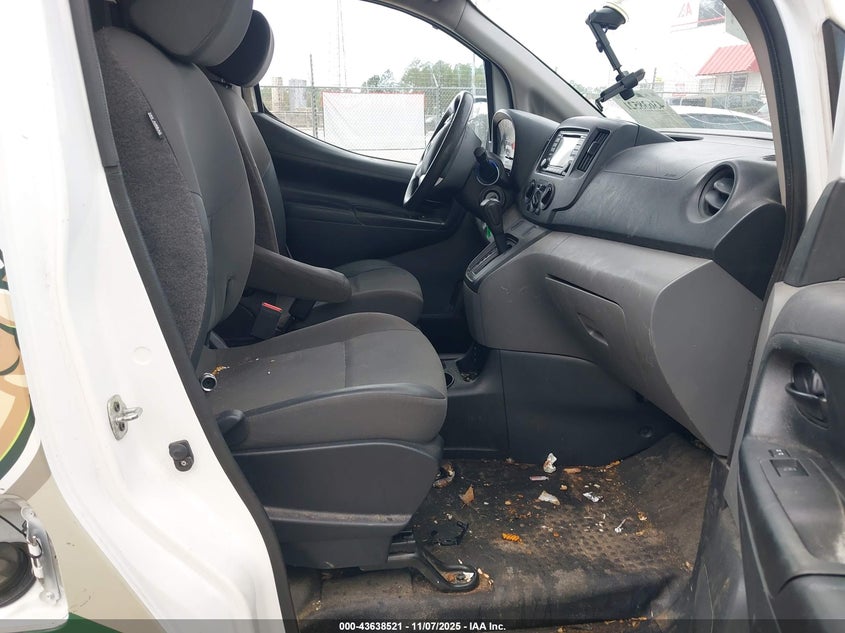 3N6CM0KN4JK695990 2018 NISSAN NV200 photo no. 5