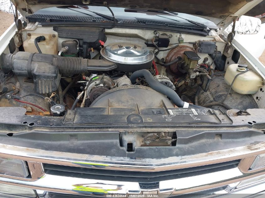 1994 Chevrolet Gmt-400 K1500 VIN: 1GCEK19K5RE289323 Lot: 43638544