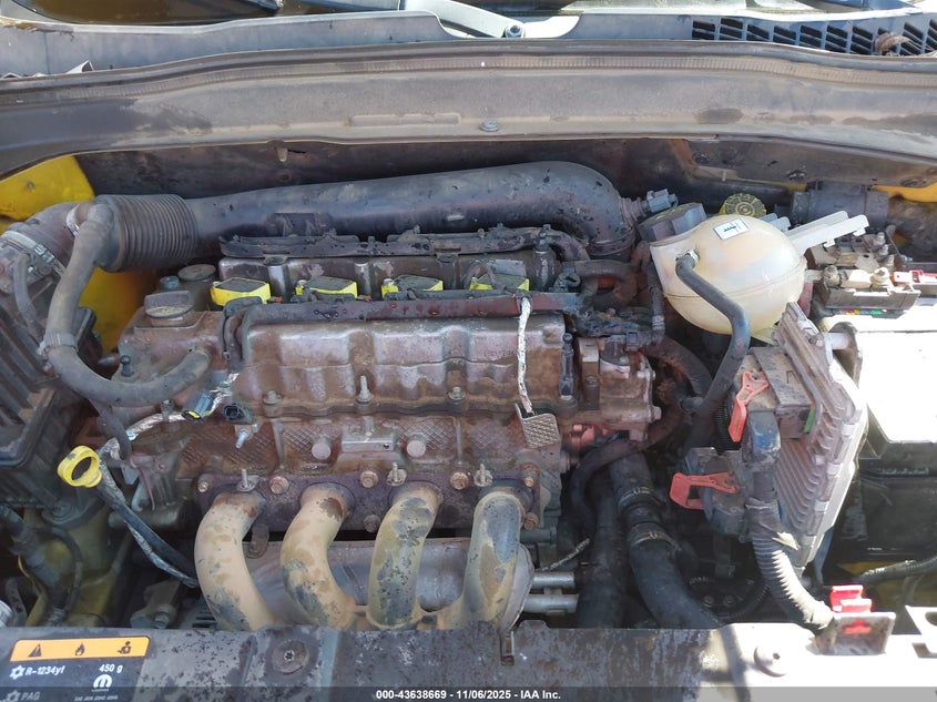 2015 JEEP RENEGADE LATITUDE ZACCJABT4FPC42560