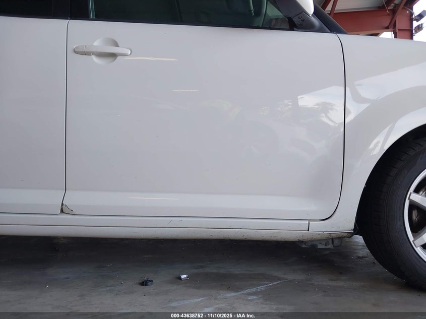 JTLZE4FEXB1140688 2011 SCION XB photo no. 6