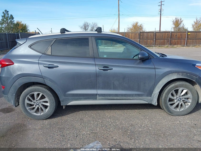2017 HYUNDAI TUCSON SE · Фото 12