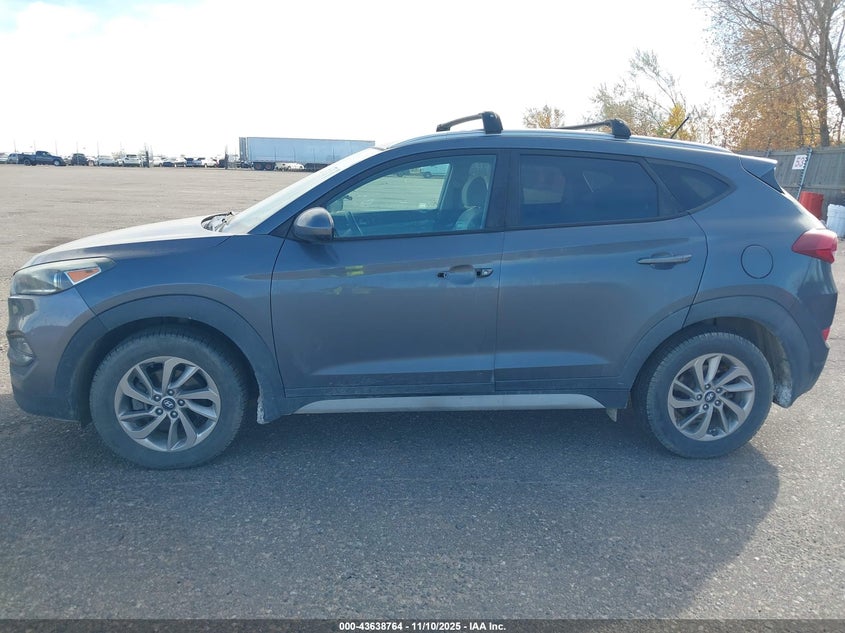 2017 HYUNDAI TUCSON SE · Фото 13