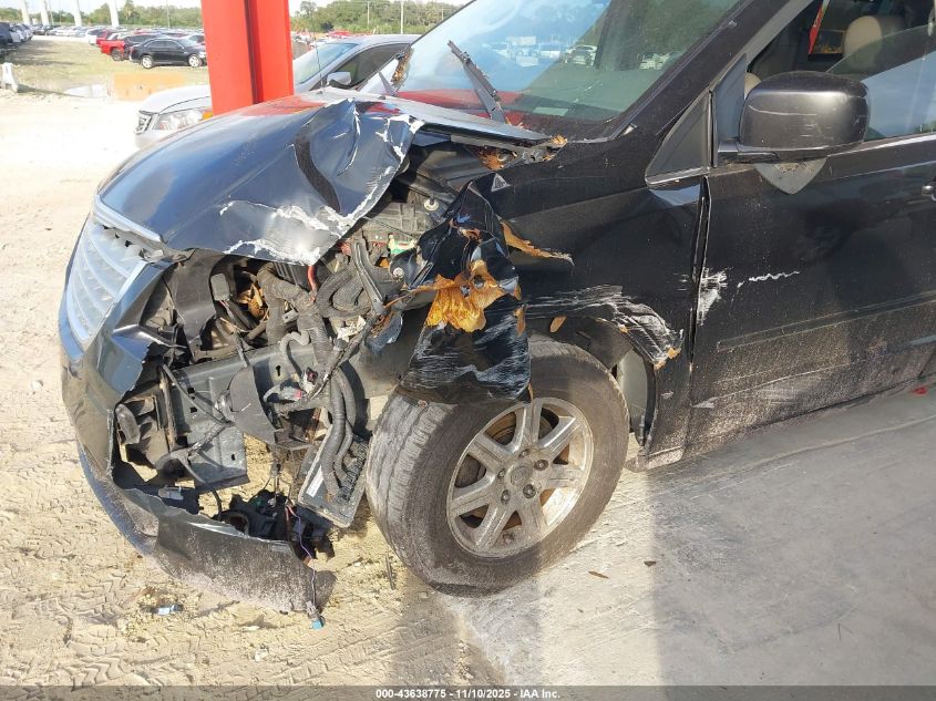 2008 Chrysler Town & Country Touring VIN: 2A8HR54P68R787463 Lot: 43638775