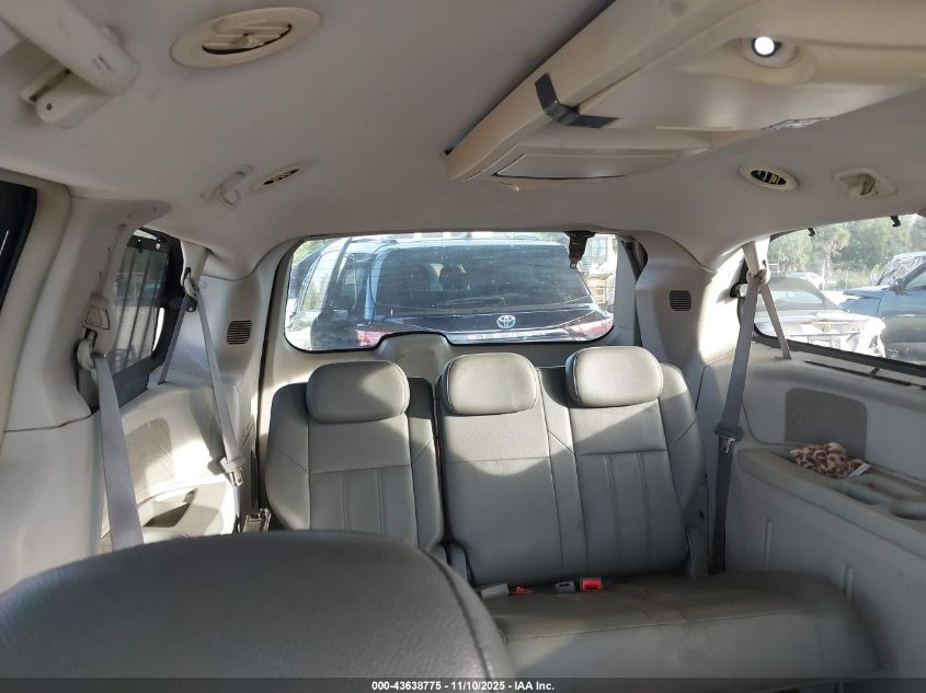 2008 Chrysler Town & Country Touring VIN: 2A8HR54P68R787463 Lot: 43638775